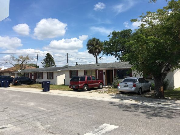 530 10th St W, Palmetto, FL 34221